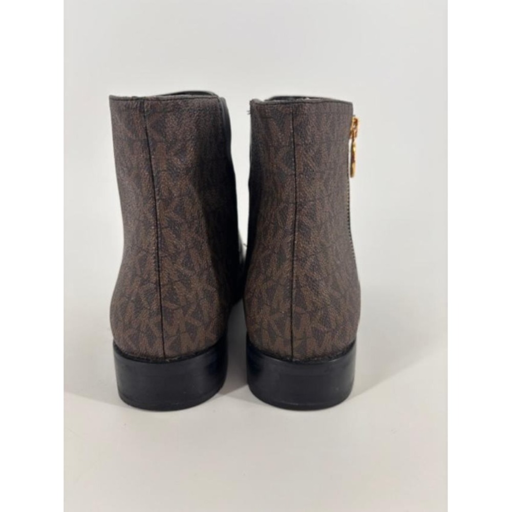 Michael Kors Britt Signature Logo Trim Ankle Boot Size 10 Gold Charm Leather - Picture 4 of 8